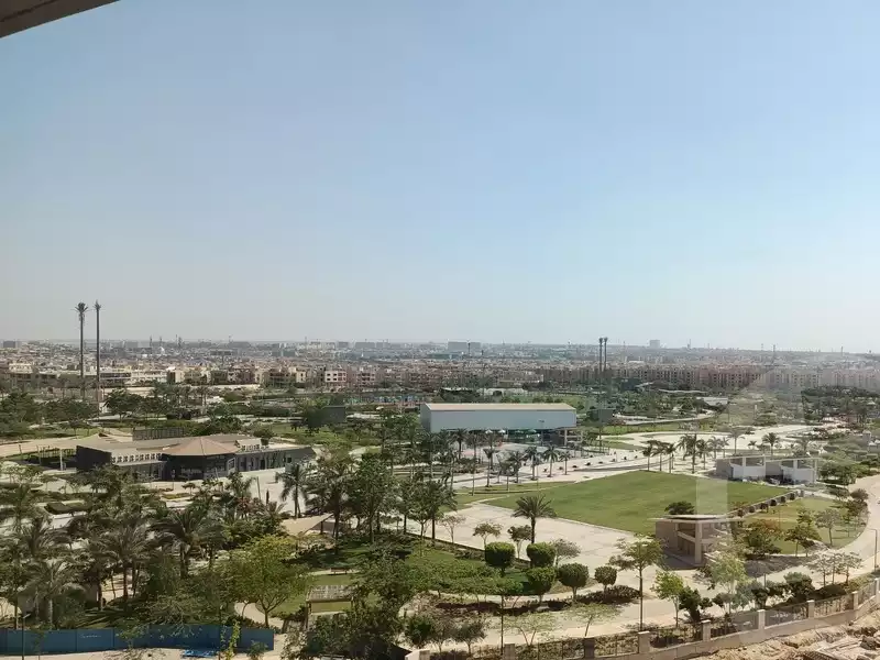 https://aqarmap.com.eg/ar/listing/6591143-for-sale-cairo-el-sheikh-zayed-city-compounds-zyd-wr-llttwyr-park-towers-zed-el-sheikh-zayed-compound