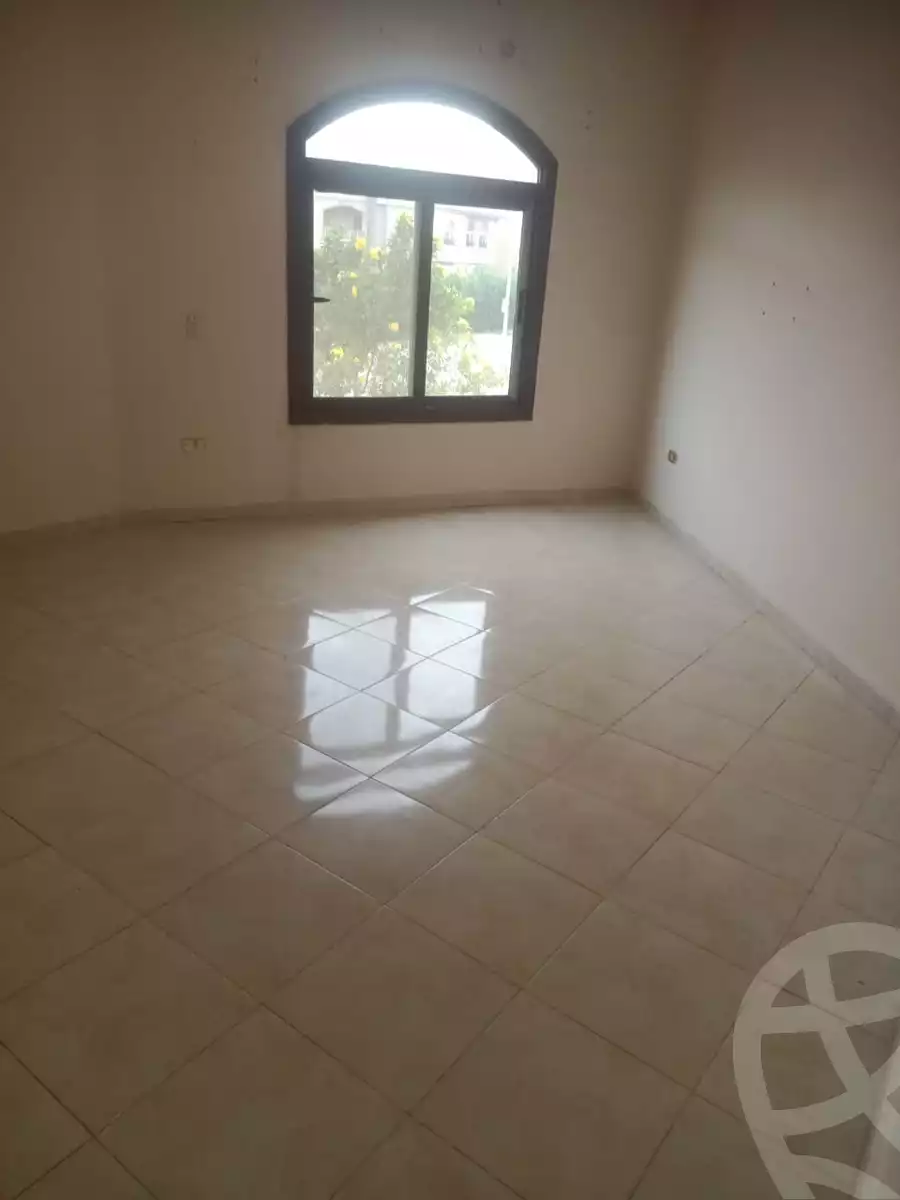 https://aqarmap.com.eg/ar/listing/6592095-for-rent-cairo-new-cairo-sharq-el-akadamiya-al-tahrir-st