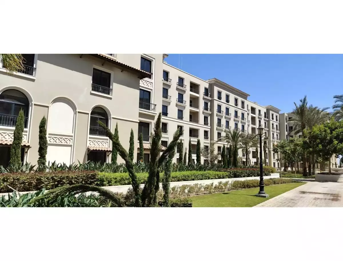 https://aqarmap.com.eg/ar/listing/6592641-for-sale-cairo-el-sheikh-zayed-city-compounds-kmbwnd-fyldj-wyst-dr-llttwyr