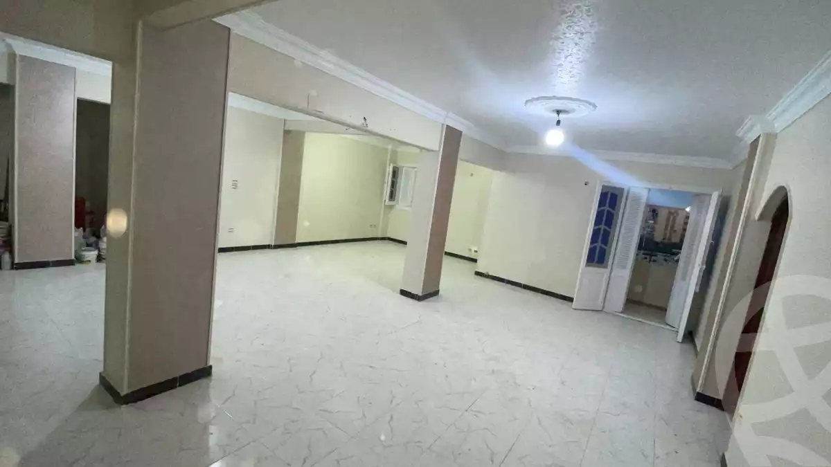https://aqarmap.com.eg/en/listing/6592739-for-sale-cairo-new-cairo-first-settlement-neighbourhood-2-sheikh-el-hossary-st