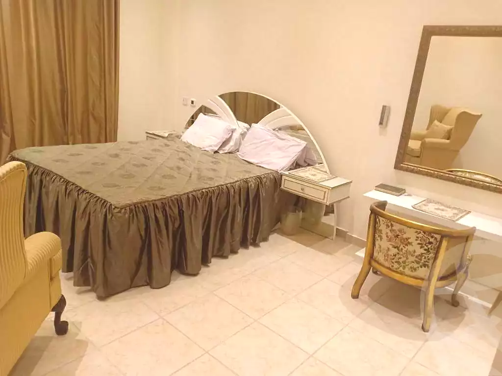 https://aqarmap.com.eg/ar/listing/6593818-for-rent-cairo-new-cairo-compounds-kmbwnd-lnkhyl