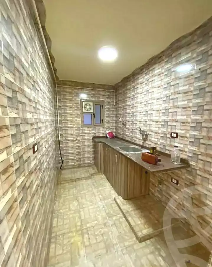https://aqarmap.com.eg/ar/listing/6594884-for-sale-alexandria-l-jmy-lbytsh-el-zohour-st