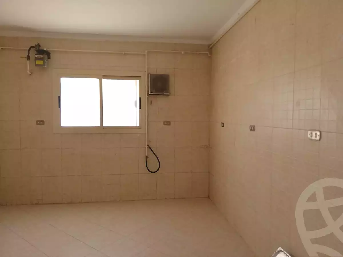https://aqarmap.com.eg/en/listing/6597338-for-rent-cairo-el-sheikh-zayed-city-compounds-el-yasmeen-compound