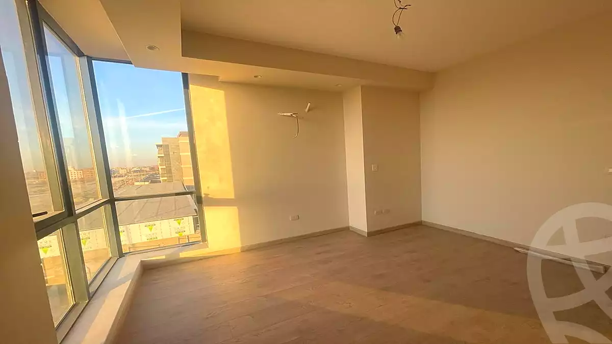 https://aqarmap.com.eg/en/listing/6597381-for-sale-cairo-new-cairo-compounds-el-patio-oro