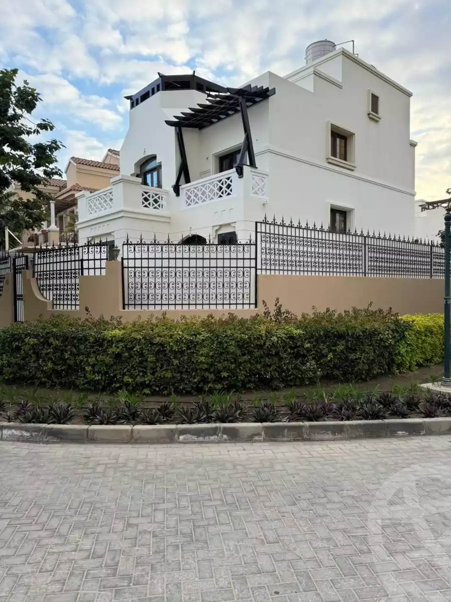 https://aqarmap.com.eg/en/listing/6597476-for-sale-cairo-new-cairo-compounds-hyde-park-cluster-9-hyde-park