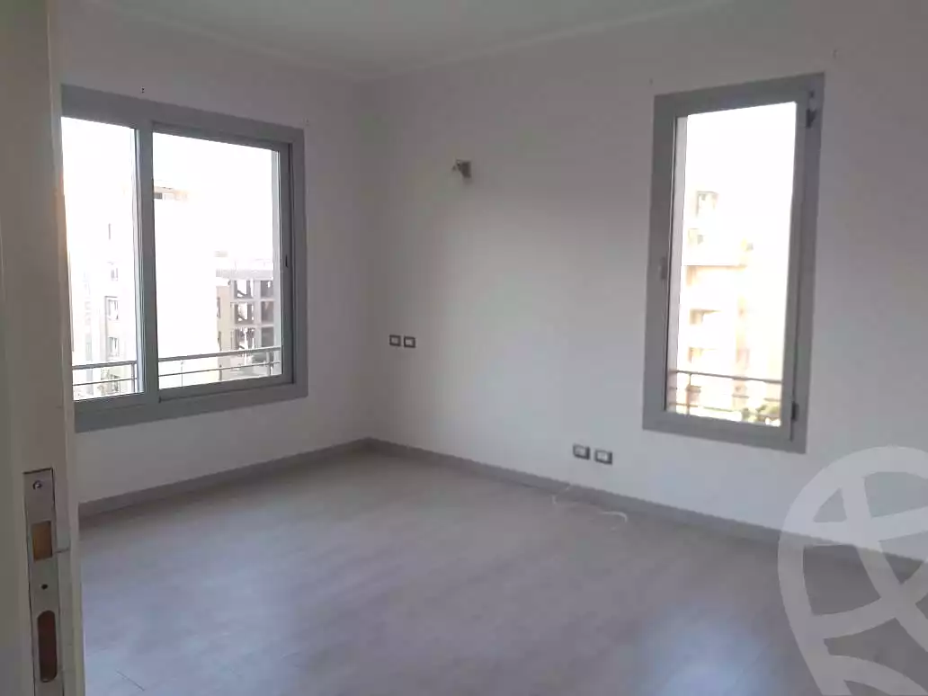 https://aqarmap.com.eg/en/listing/6597593-for-sale-cairo-new-cairo-compounds-kmbwnd-fyldj-jyt-blm-hylz