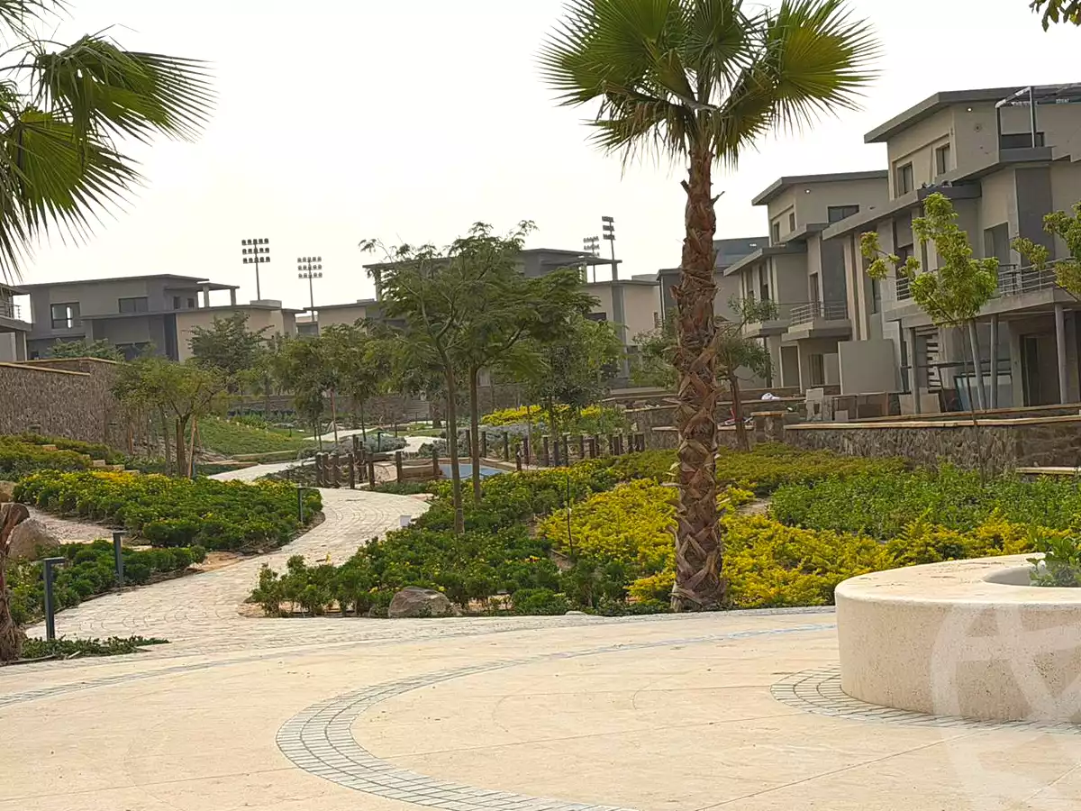 https://aqarmap.com.eg/ar/listing/6597857-for-sale-cairo-new-cairo-compounds-swan-lake-the-phoenix-hassan-allam