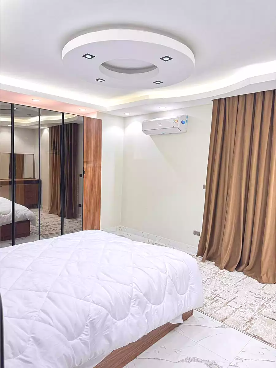 https://aqarmap.com.eg/ar/listing/6597851-for-rent-cairo-el-mohandesen-lebnan-square