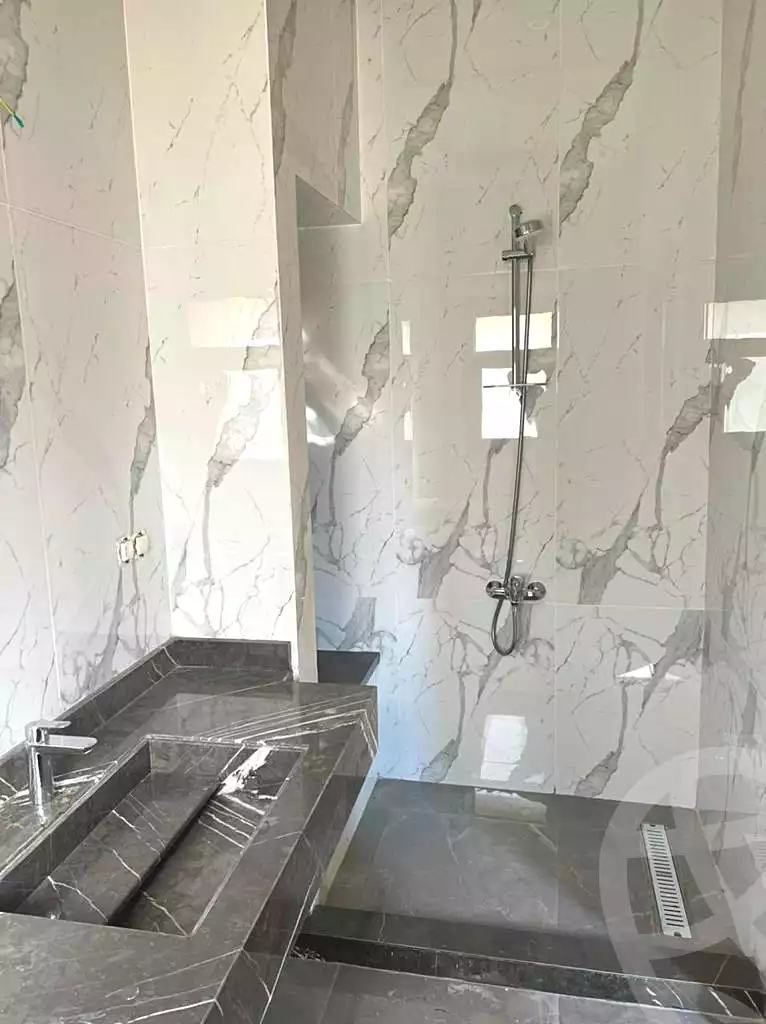 https://aqarmap.com.eg/ar/listing/6597972-for-sale-cairo-mokattam-compounds-uptown-cairo-levana-uptown-cairo