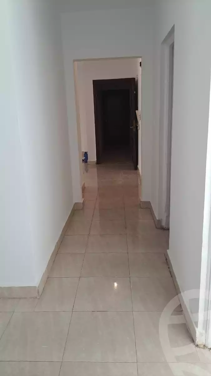 https://aqarmap.com.eg/en/listing/6600347-for-rent-cairo-new-cairo-lrhb-city-phase-3-youssef-wahbi-st
