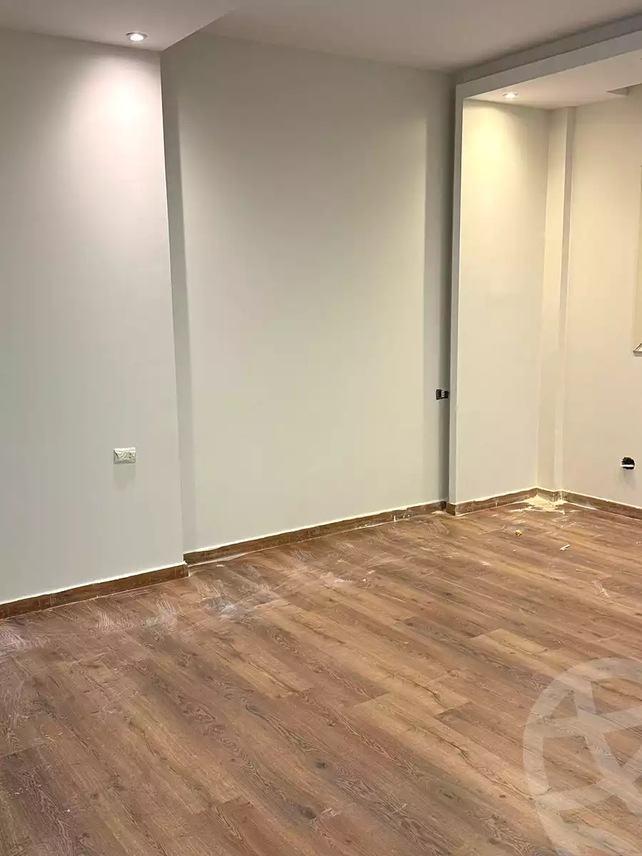 https://aqarmap.com.eg/ar/listing/6600348-for-rent-cairo-new-cairo-hy-skn-ljm-lmryky