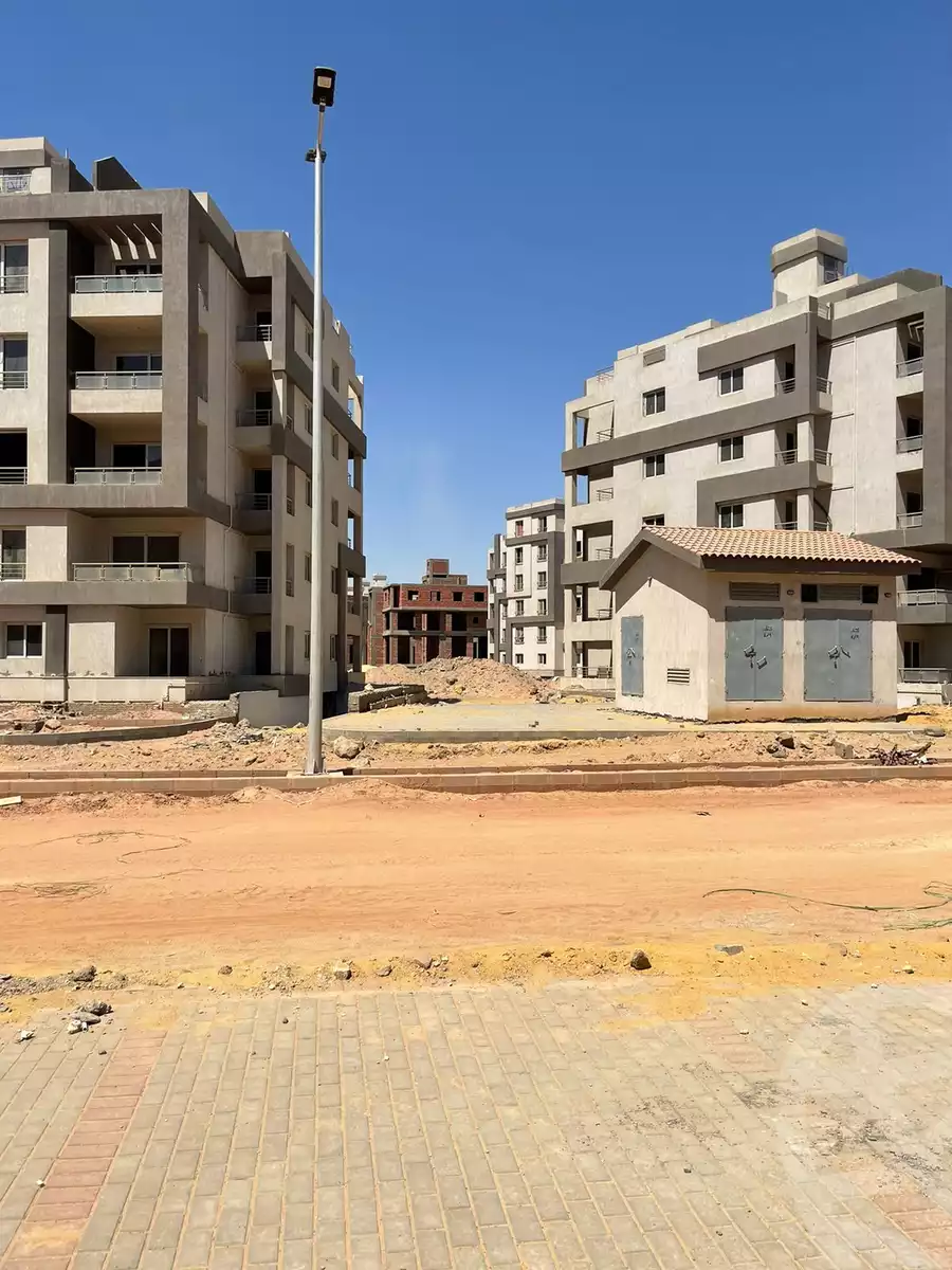 https://aqarmap.com.eg/ar/listing/6600426-for-sale-cairo-el-sheikh-zayed-city-mntq-fr-y-bmdyn-lshykh-zyd