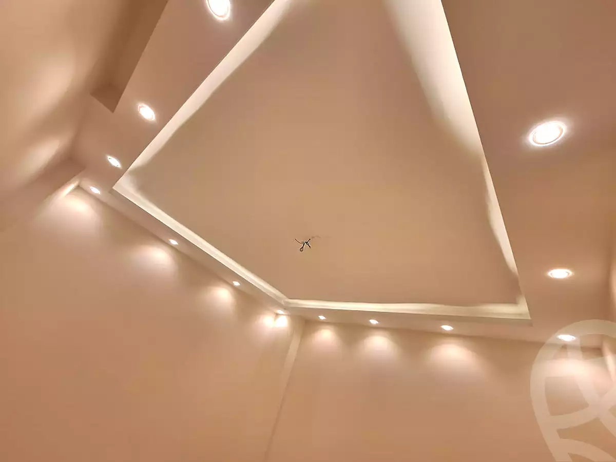 https://aqarmap.com.eg/ar/listing/6602484-for-sale-cairo-6th-of-october-el-ahyaa-neighborhood-3rd-al-hay-al-thalith-st