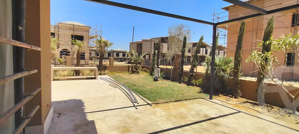 https://aqarmap.com.eg/ar/listing/6222684-for-sale-cairo-el-sheikh-zayed-city-compounds-kmbwnd-fyldj-wyst-dr-llttwyr
