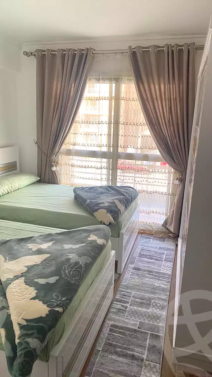 https://aqarmap.com.eg/ar/listing/6603056-for-rent-cairo-6th-of-october-compounds-jn-ktwbr