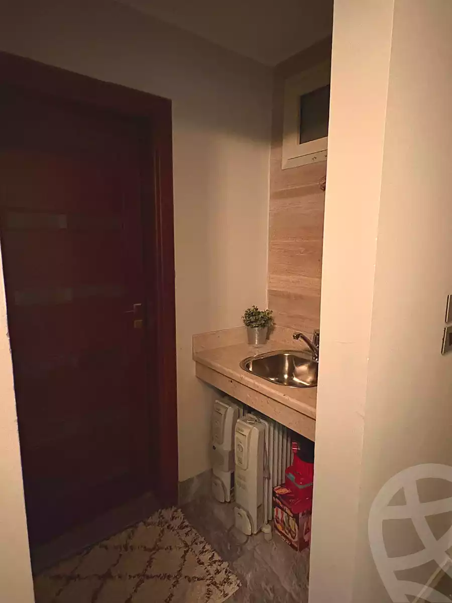 https://aqarmap.com.eg/en/listing/6603671-for-sale-cairo-el-sheikh-zayed-city-compounds-greens