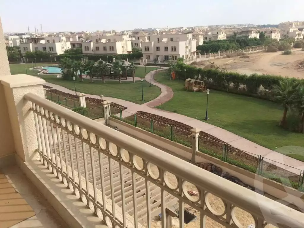 https://aqarmap.com.eg/en/listing/6603740-for-sale-cairo-el-sheikh-zayed-city-compounds-greens