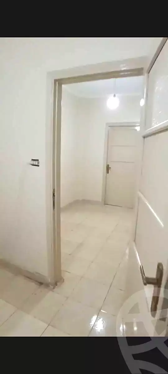 https://aqarmap.com.eg/en/listing/6604454-for-sale-cairo-shoubra-el-sahel-abd-el-hameed-el-deeb-st