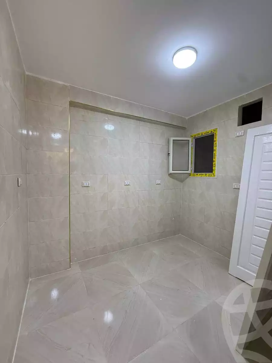 https://aqarmap.com.eg/ar/listing/6604604-for-sale-qalyubia-shubra-el-khaima-om-bayoumi