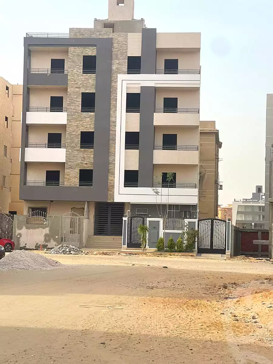https://aqarmap.com.eg/en/listing/6605670-for-sale-cairo-6th-of-october-hadaeq-october-mosalsal-1