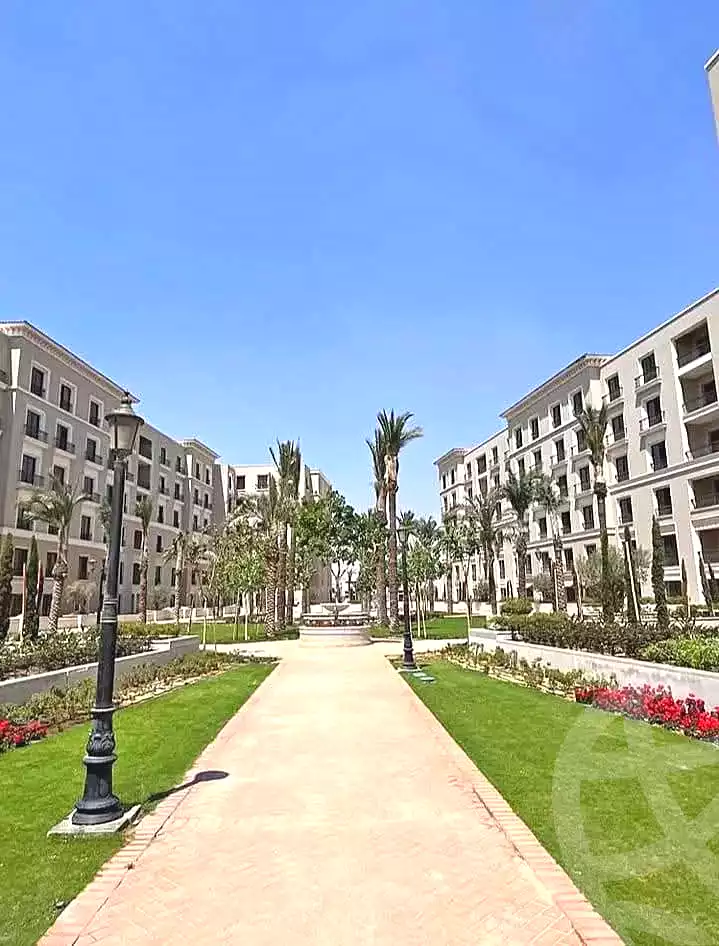 https://aqarmap.com.eg/ar/listing/6605661-for-sale-cairo-el-sheikh-zayed-city-compounds-kmbwnd-fyldj-wyst-dr-llttwyr