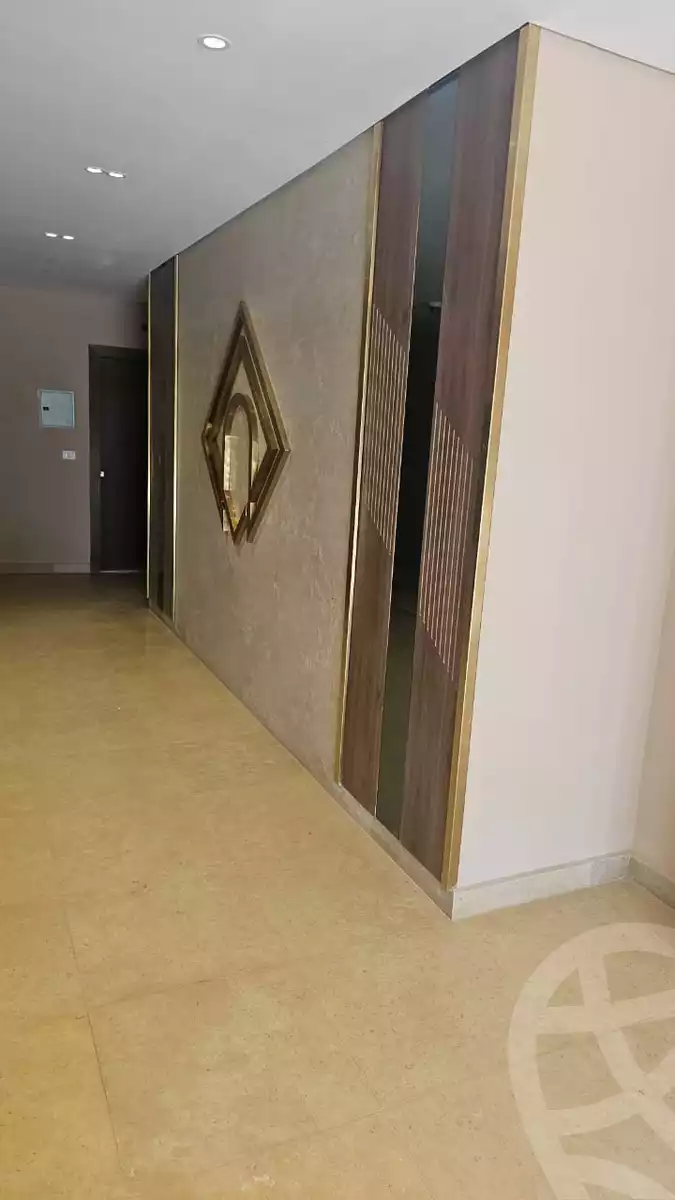 https://aqarmap.com.eg/ar/listing/6606504-for-sale-cairo-el-sheikh-zayed-city-compounds-kmbwnd-fyldj-wyst-dr-llttwyr