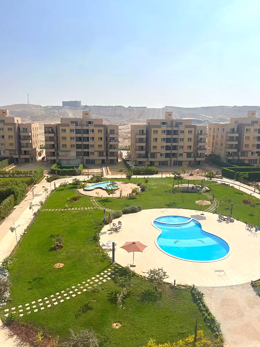 https://aqarmap.com.eg/ar/listing/6608155-for-sale-cairo-6th-of-october-compounds-pyramids-walk