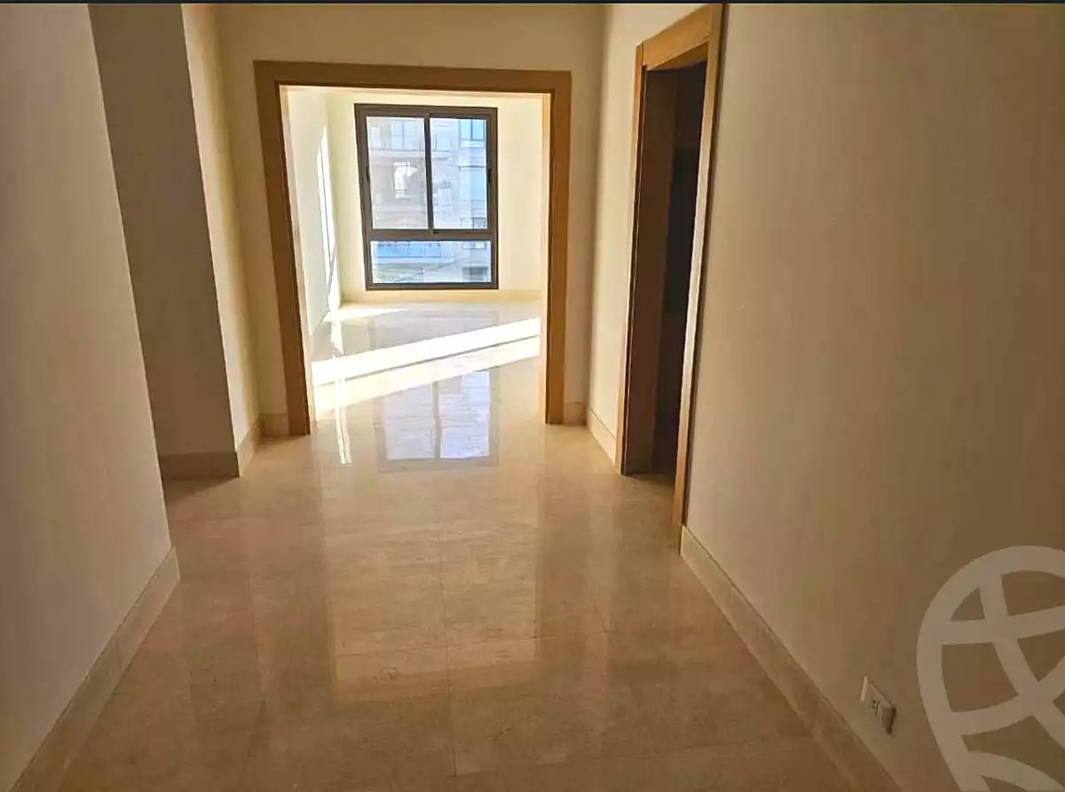 https://aqarmap.com.eg/en/listing/6608998-for-sale-cairo-el-sheikh-zayed-city-compounds-kmbwnd-ljry-swdyk