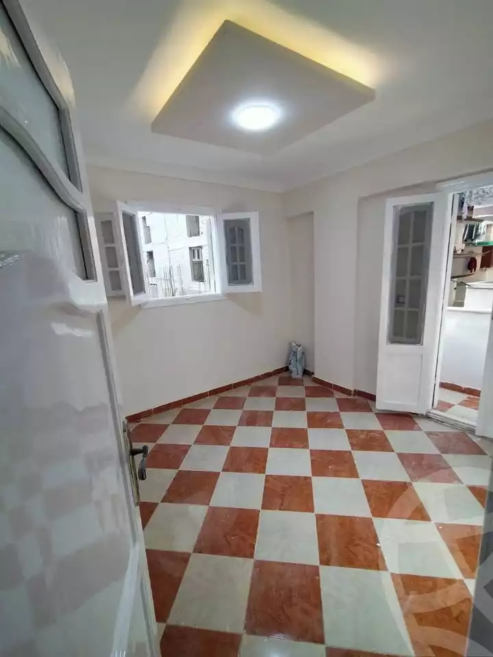 https://aqarmap.com.eg/en/listing/6609070-for-sale-alexandria-lsywf-el-falki