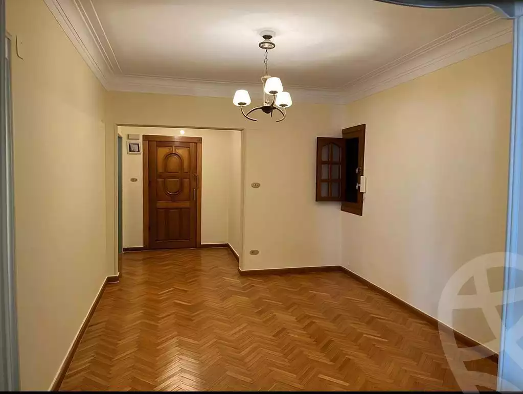 https://aqarmap.com.eg/ar/listing/6609332-for-sale-cairo-shoubra-corniche-el-nile-st