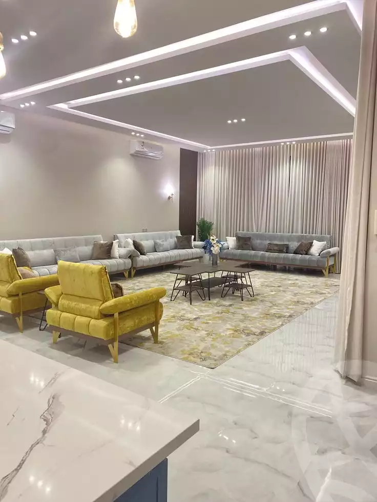 https://aqarmap.com.eg/en/listing/6609912-for-rent-cairo-new-cairo-el-ahyaa-first-neighborhood-street-1
