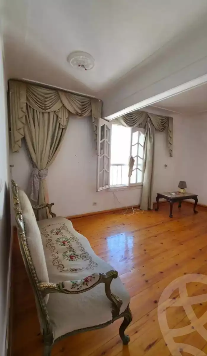 https://aqarmap.com.eg/ar/listing/6610010-for-sale-alexandria-ganaklis-shr-mrtdy-bsh
