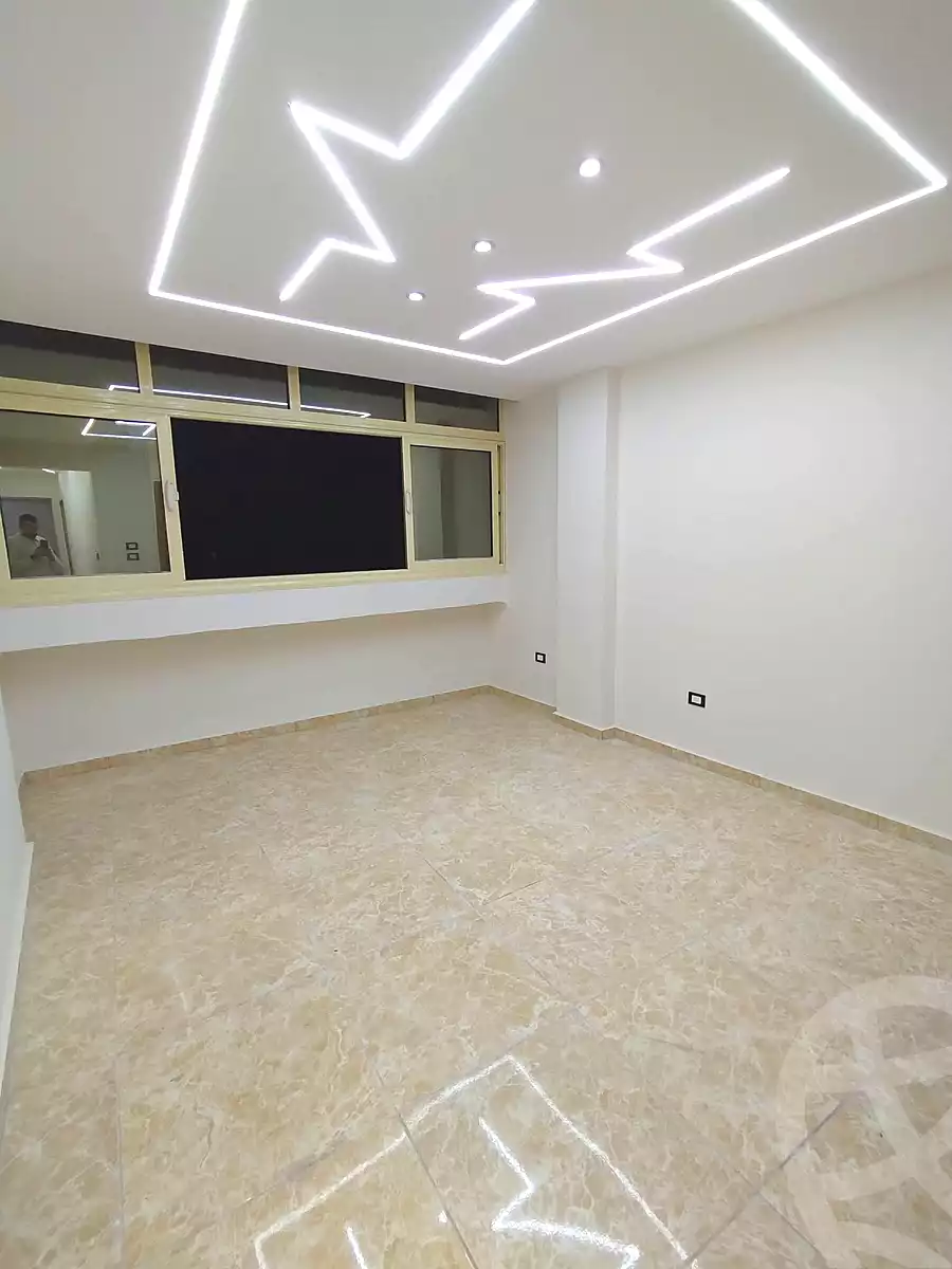 https://aqarmap.com.eg/en/listing/6610156-for-sale-alexandria-lsywf-el-falki