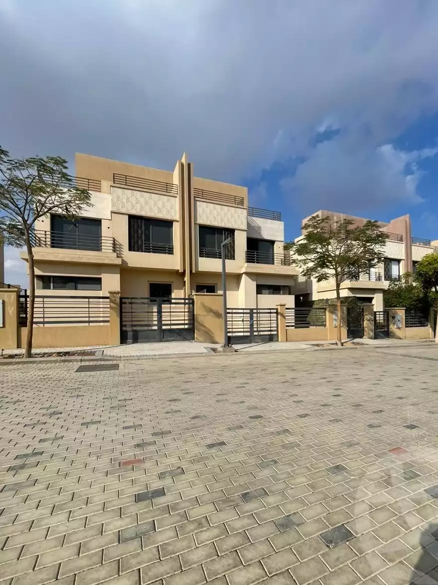 https://aqarmap.com.eg/ar/listing/6610193-for-sale-cairo-el-sheikh-zayed-city-compounds-alma