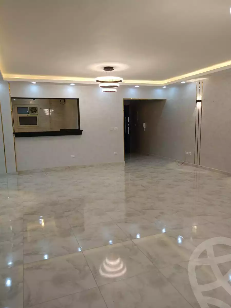 https://aqarmap.com.eg/en/listing/6611258-for-rent-cairo-el-sheikh-zayed-city-compounds-el-khamayel