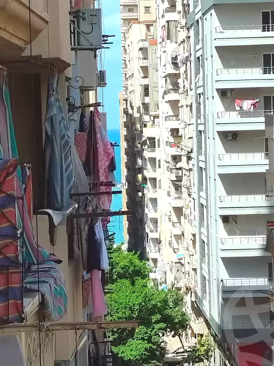 https://aqarmap.com.eg/ar/listing/6611333-for-rent-alexandria-sydy-bshr-sydy-bshr-bhry-street-16