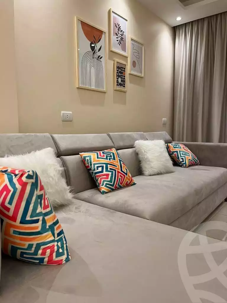 https://aqarmap.com.eg/en/listing/6611434-for-rent-cairo-new-cairo-lrhb-city-phase-4-ahmed-oraby-st
