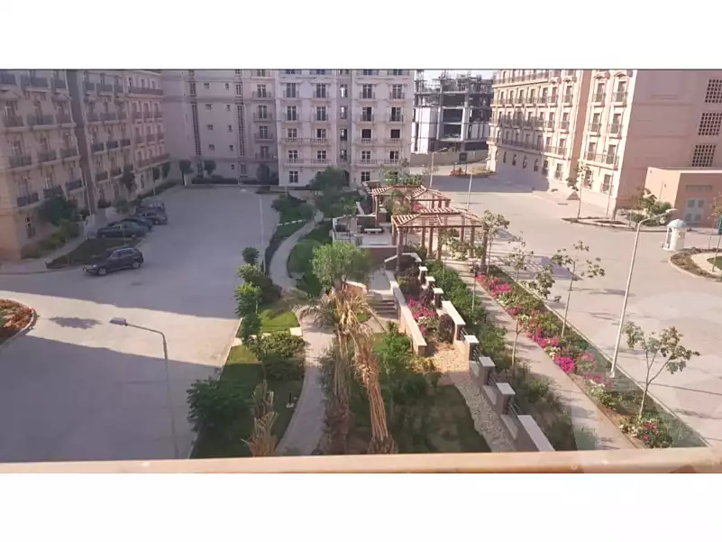 https://aqarmap.com.eg/en/listing/6611447-for-rent-cairo-new-cairo-compounds-hyde-park-centre-ville-hyde-park