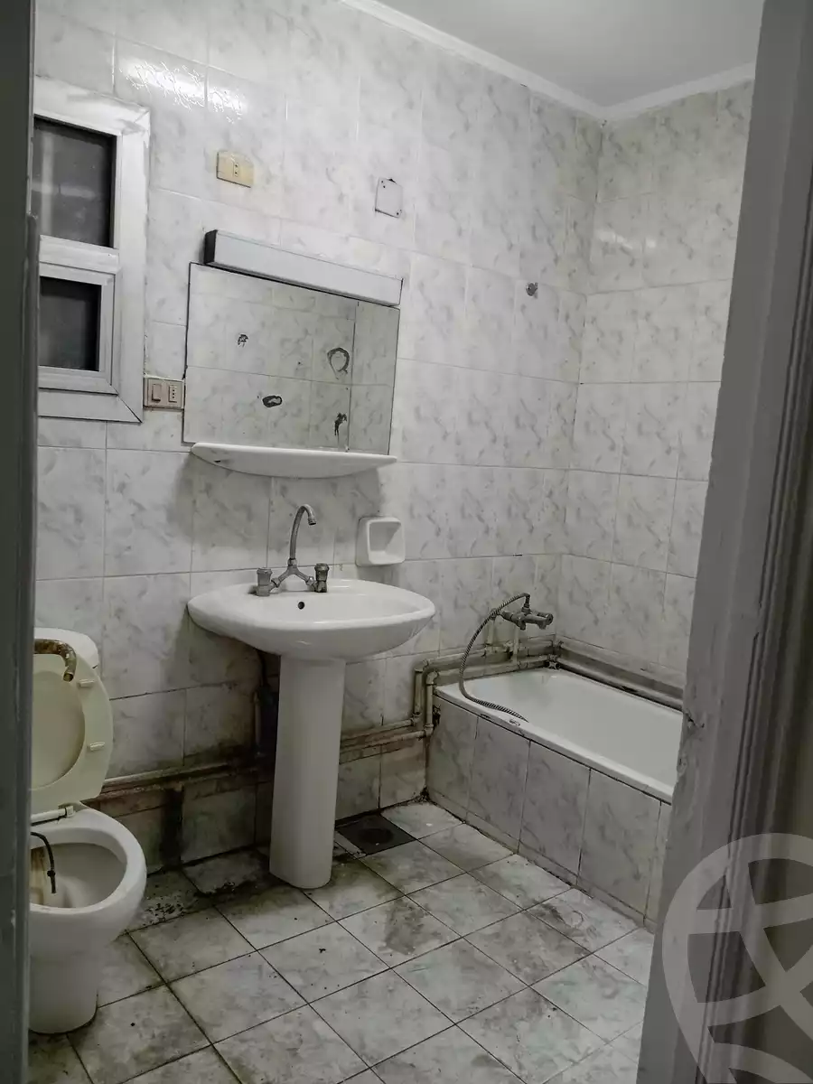 https://aqarmap.com.eg/ar/listing/6611489-for-rent-alexandria-el-asafra-l-sfr-bhry