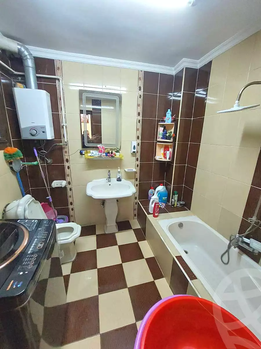 https://aqarmap.com.eg/en/listing/6612403-for-sale-cairo-mokattam-lhdb-l-ly-shareaa-9