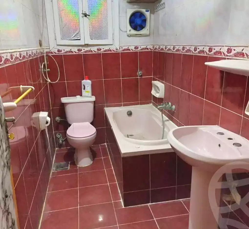 https://aqarmap.com.eg/ar/listing/6613279-for-sale-alexandria-el-asafra-l-sfr-bhry