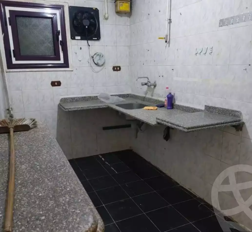 https://aqarmap.com.eg/ar/listing/6614084-for-sale-alexandria-el-asafra-l-sfr-qbly