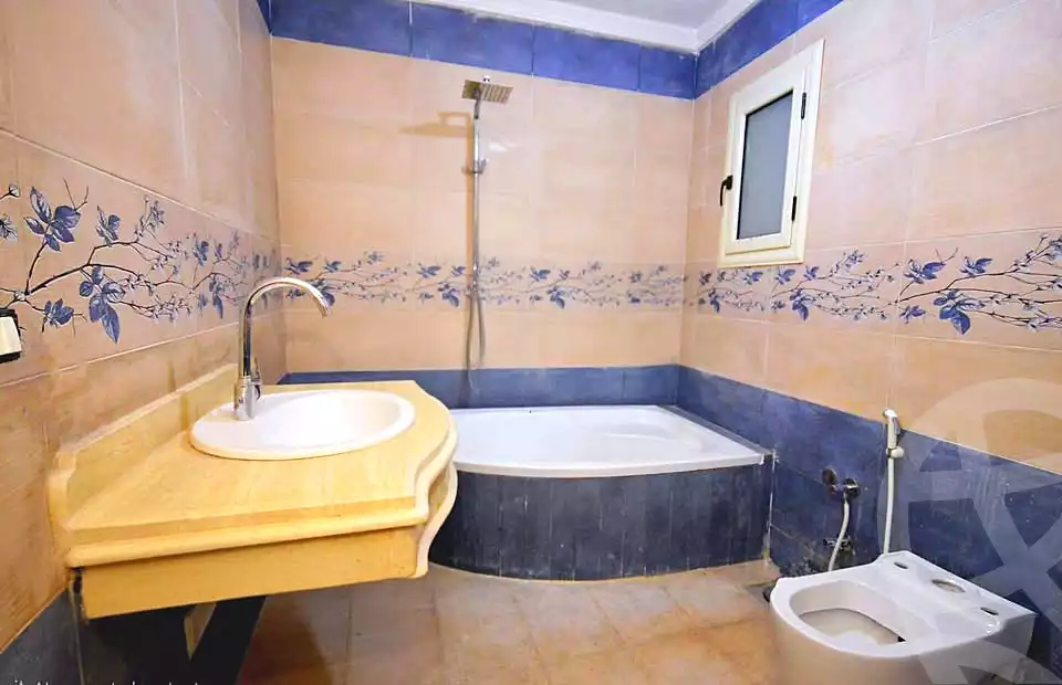 https://aqarmap.com.eg/ar/listing/6614809-for-sale-alexandria-ganaklis-el-arwam-church-st