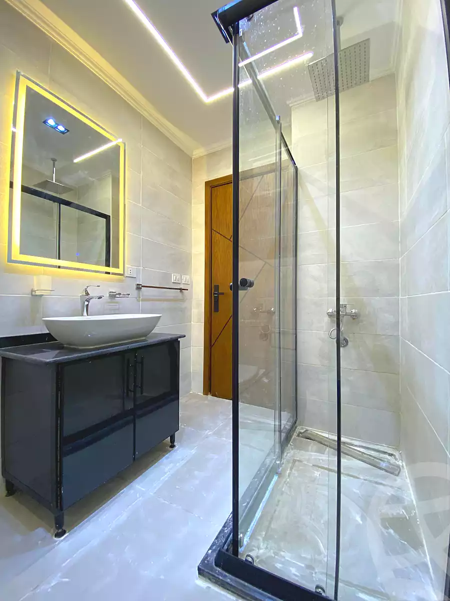 https://aqarmap.com.eg/en/listing/6597215-for-rent-cairo-new-cairo-lrhb-city-malls-and-markets