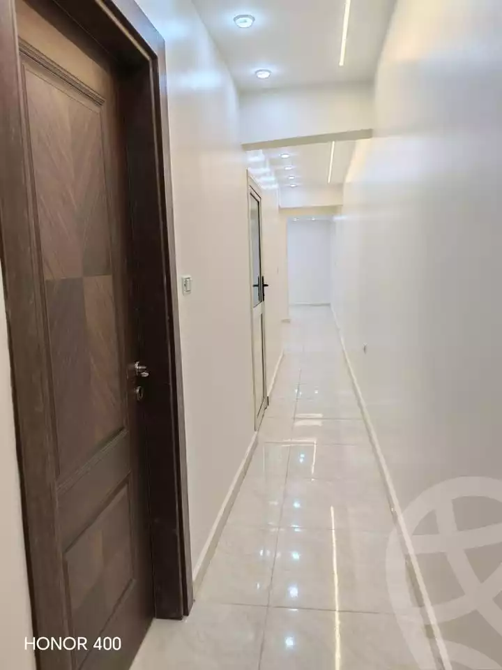https://aqarmap.com.eg/ar/listing/6615022-for-sale-alexandria-l-jmy-lbytsh-ain-shams-st