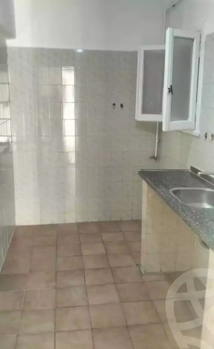 https://aqarmap.com.eg/ar/listing/6615332-for-sale-alexandria-el-asafra-l-sfr-bhry