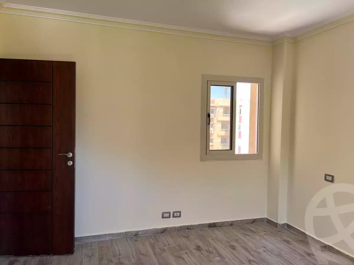 https://aqarmap.com.eg/en/listing/6617401-for-sale-cairo-el-sheikh-zayed-city-compounds-hadayek-el-mohandiseen