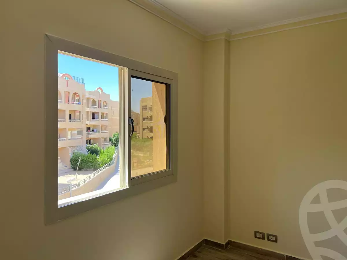 https://aqarmap.com.eg/en/listing/6617401-for-sale-cairo-el-sheikh-zayed-city-compounds-hadayek-el-mohandiseen
