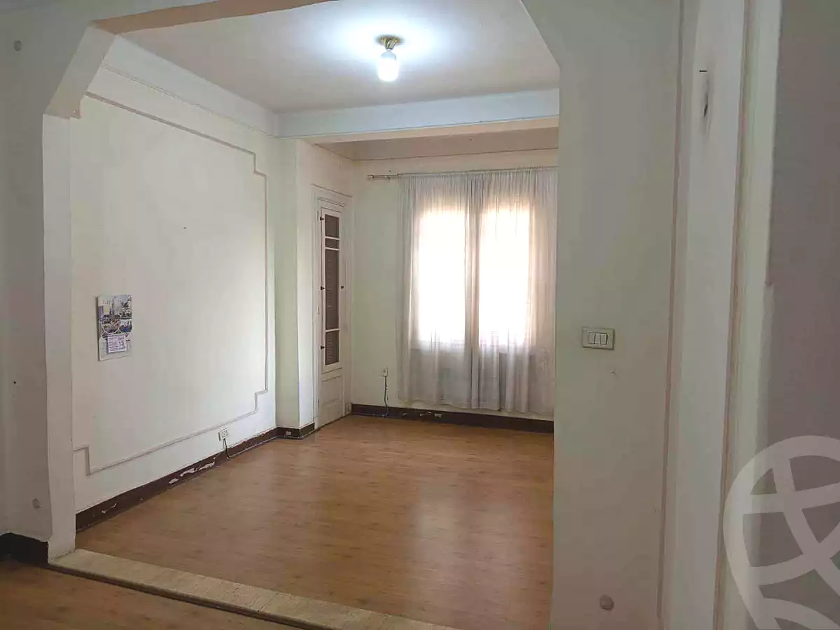 https://aqarmap.com.eg/en/listing/6617444-for-rent-cairo-downtown-abdeen-el-gomhoreya-st