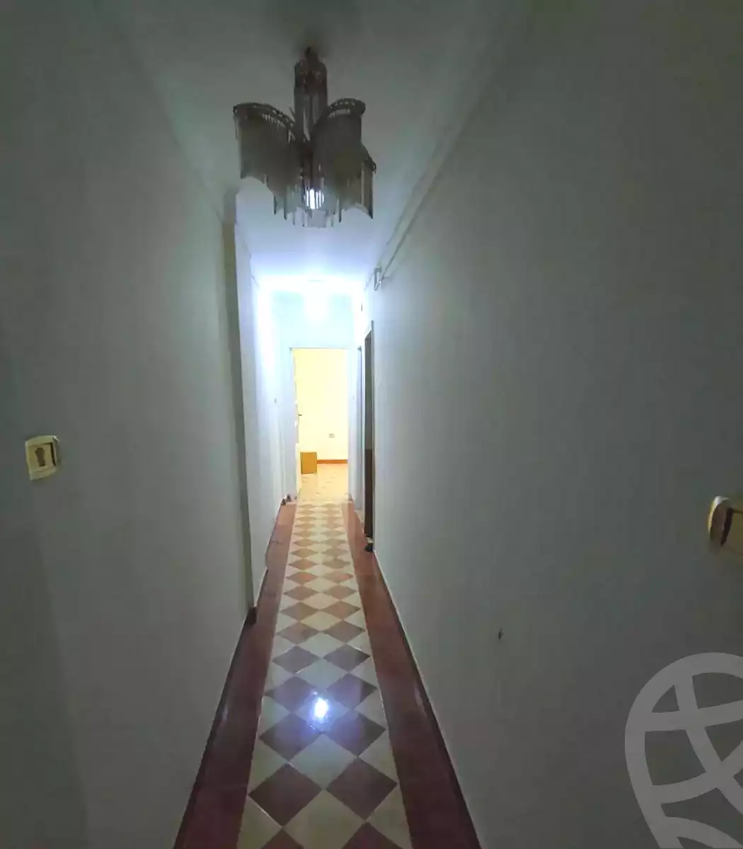 https://aqarmap.com.eg/ar/listing/6619686-for-sale-alexandria-lsywf-el-falki